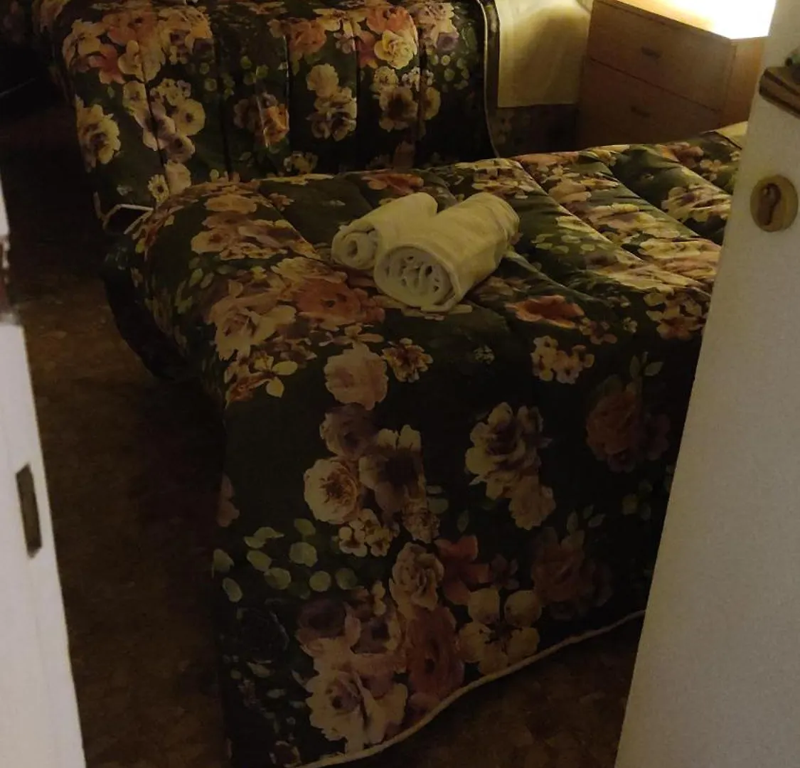 The Italian House In Rome A Pochi Passi Dalla Metro A
