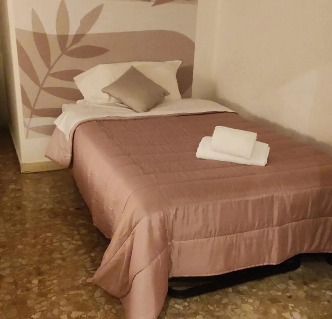 The Italian House In Rome A Pochi Passi Dalla Metro A