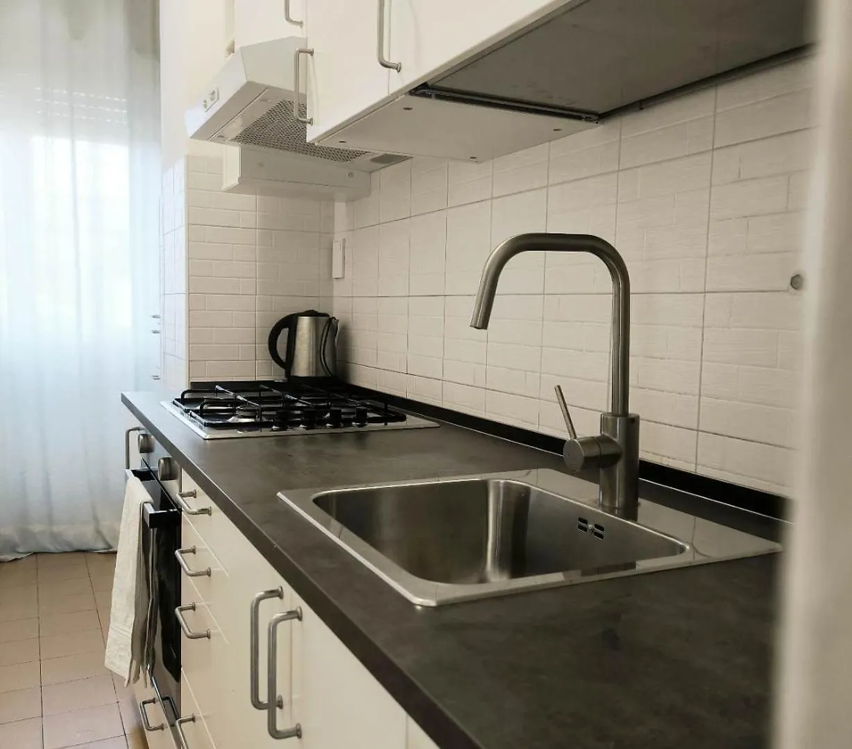 The Italian House In Rome A Pochi Passi Dalla Metro A Lejlighed