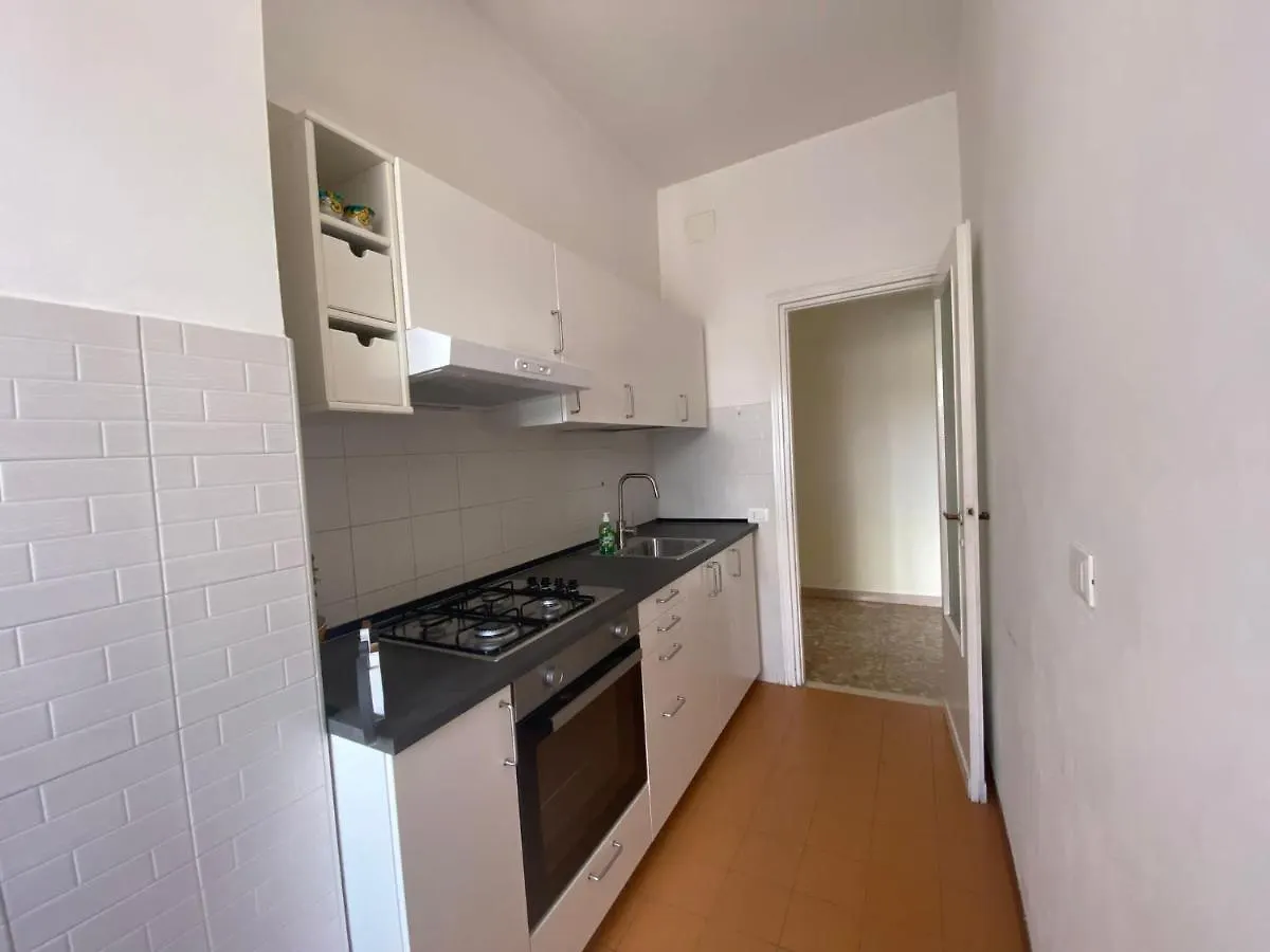The Italian House In Rome A Pochi Passi Dalla Metro A 0*,  Italie