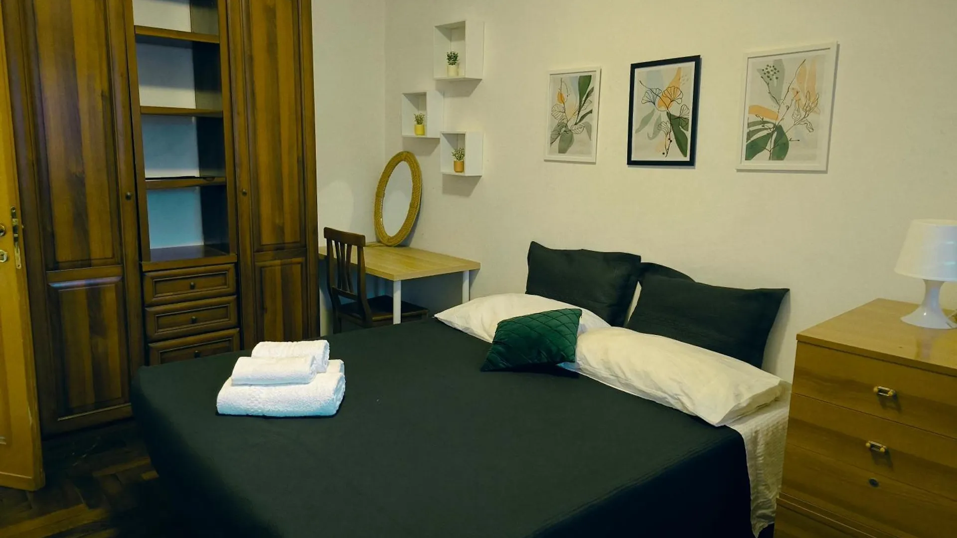 The Italian House In Rome A Pochi Passi Dalla Metro A Appartement