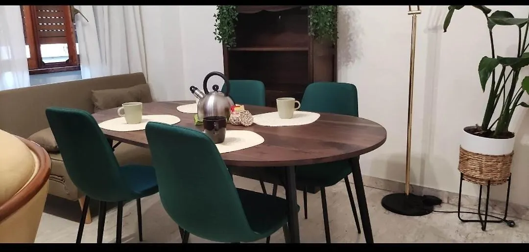 Apartment The Italian House In Rome A Pochi Passi Dalla Metro A